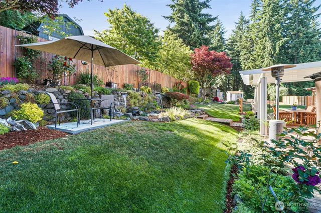 $679,950 | 16508 39th St Court East, Lake Tapps, WA 98391