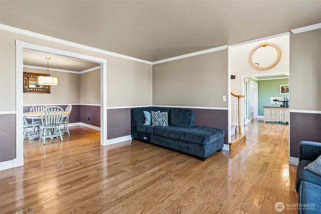 $679,950 | 16508 39th St Court East, Lake Tapps, WA 98391