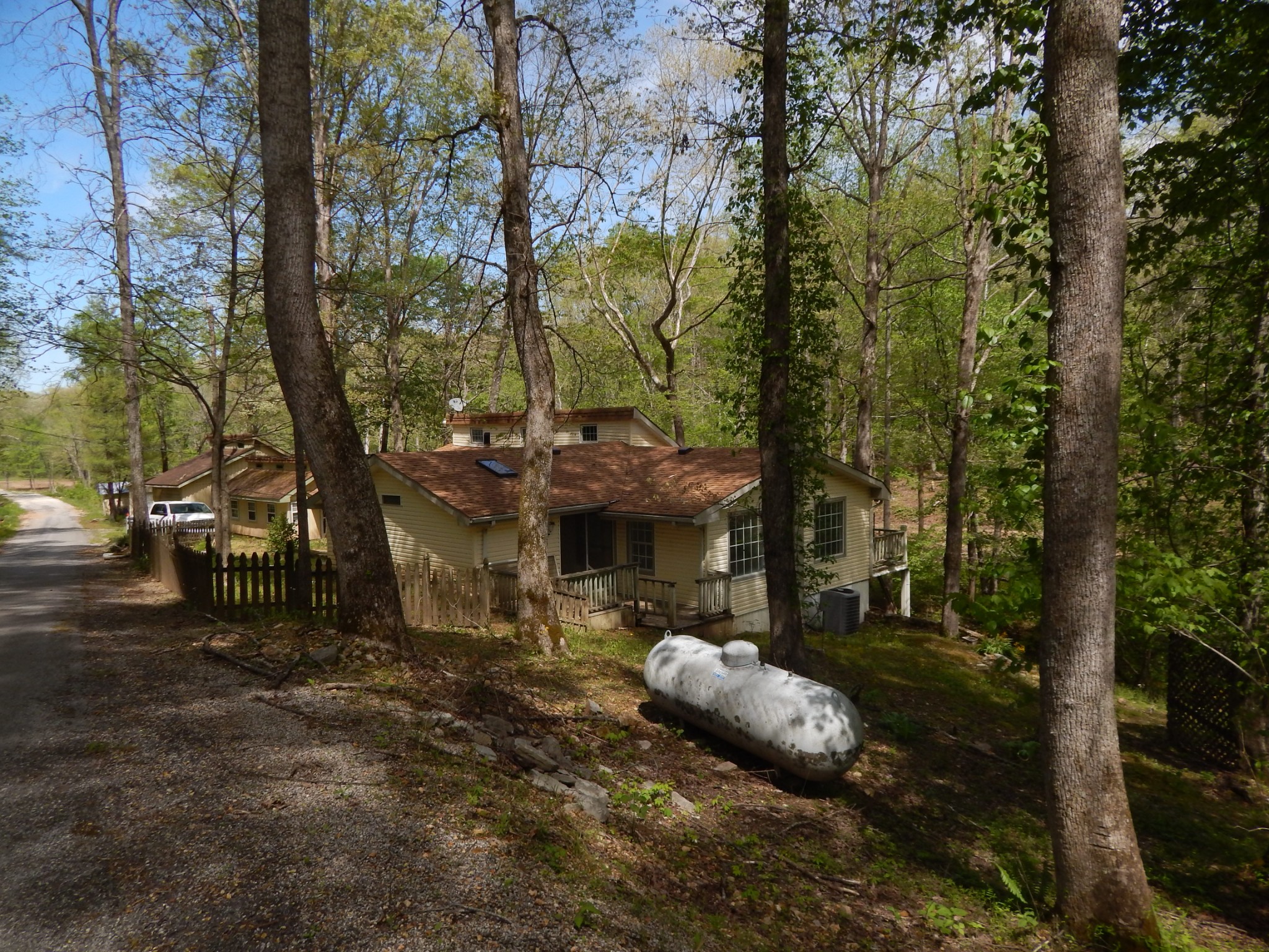 4499 Fortyeight Creek Road Waynesboro, TN 38485 - Photo 5 of 42 Gallery Image 5