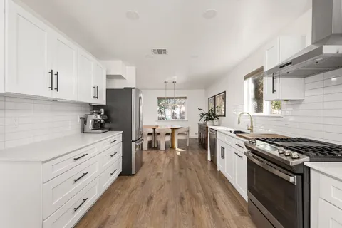 $578,900 | 7909 Manassas Drive, Austin, TX 78745