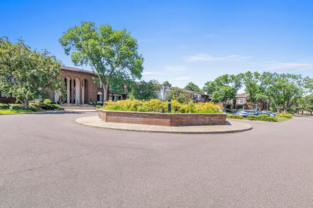 $124,000 | 7340 York Avenue South, Unit 210, Edina, MN 55435