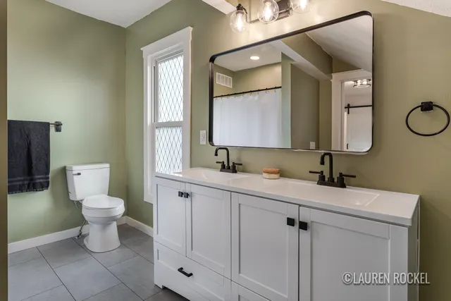 $349,900 | 1828 Willard Avenue Southeast, Grand Rapids, MI 49507