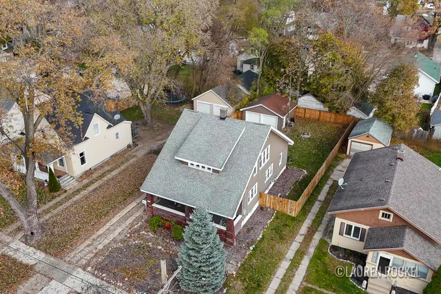 $349,900 | 1828 Willard Avenue Southeast, Grand Rapids, MI 49507