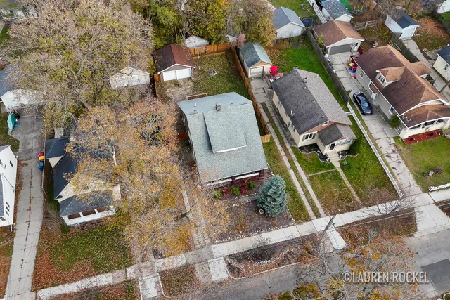 $349,900 | 1828 Willard Avenue Southeast, Grand Rapids, MI 49507