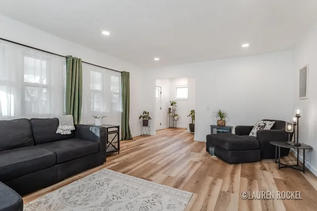 $349,900 | 1828 Willard Avenue Southeast, Grand Rapids, MI 49507