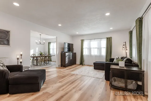 $349,900 | 1828 Willard Avenue Southeast, Grand Rapids, MI 49507