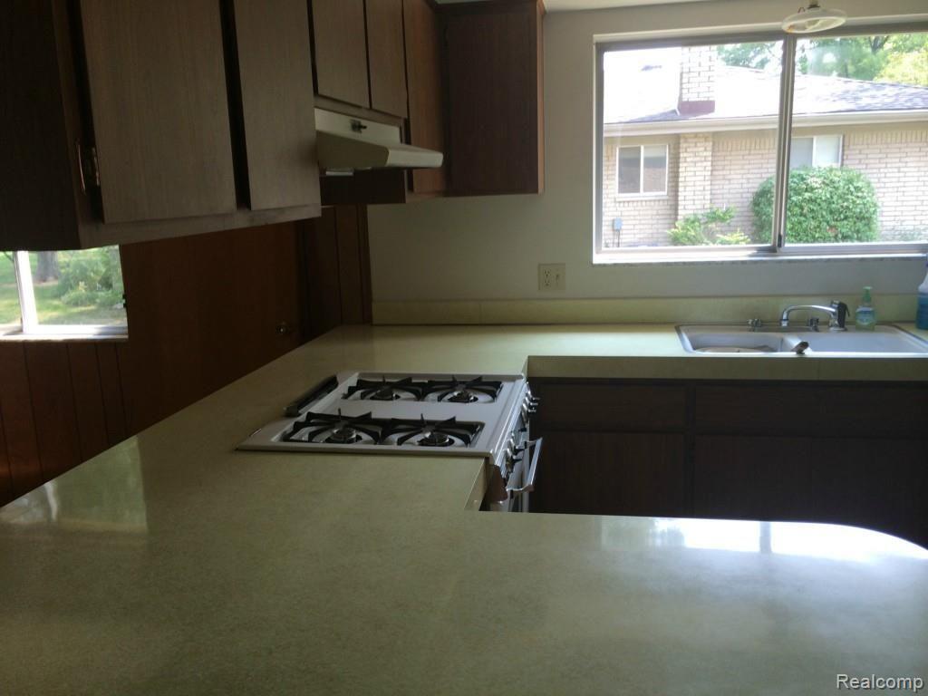 3561 Leason Road Sterling Heights, MI 48310 - Photo 16 of 19