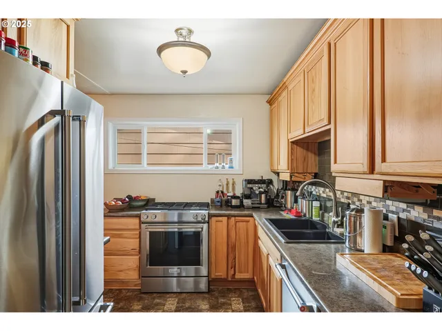 $375,000 | 1620 Marshall Drive Southeast, Salem, OR 97302