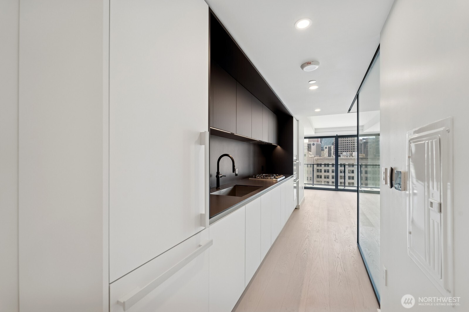 300 Virginia Street, Unit 1107 Seattle, WA 98101 - Photo 3 of 40