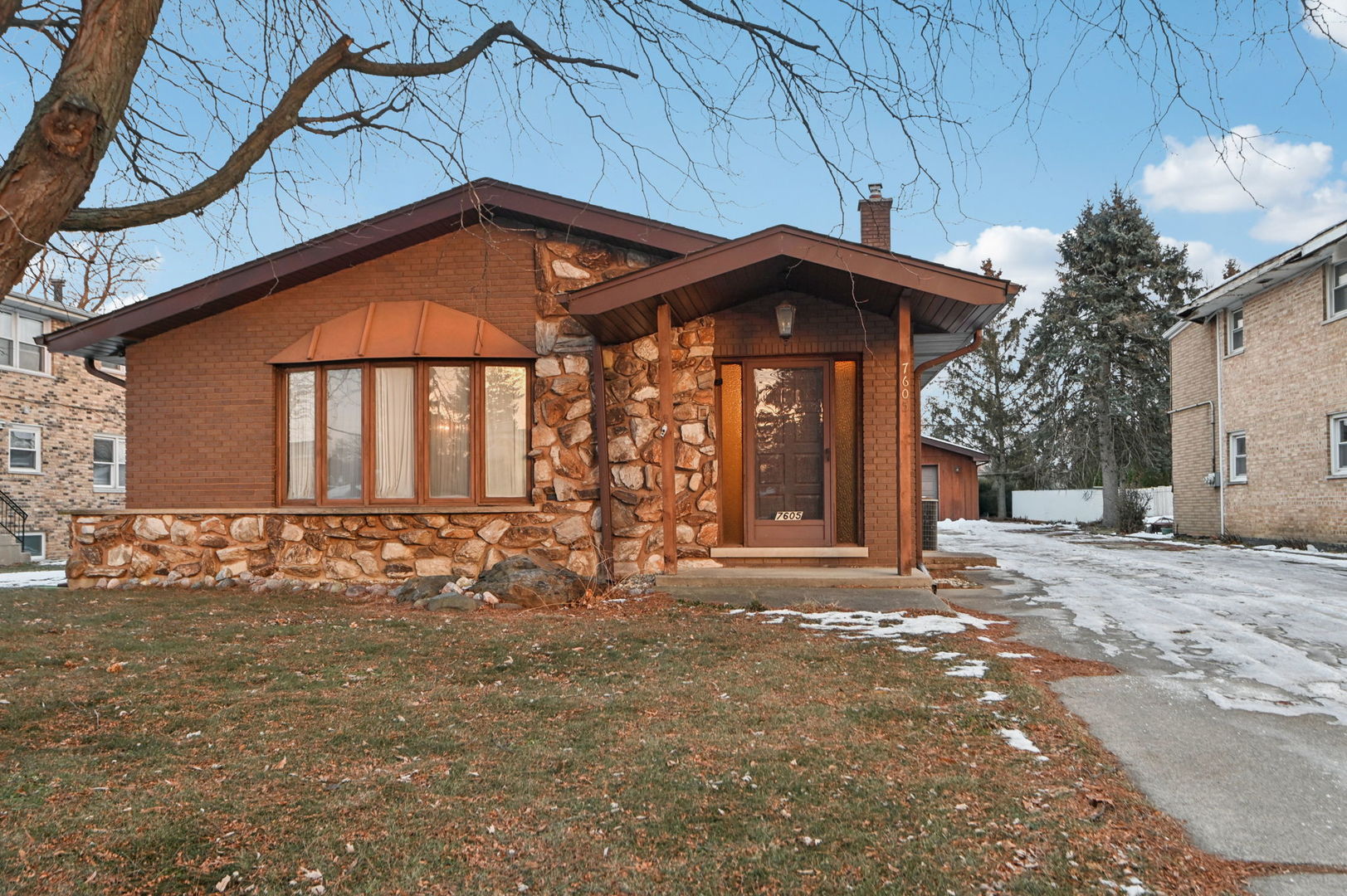 7605 Banks Street Justice, IL 60458 - Photo 2 of 47 a front view of a house