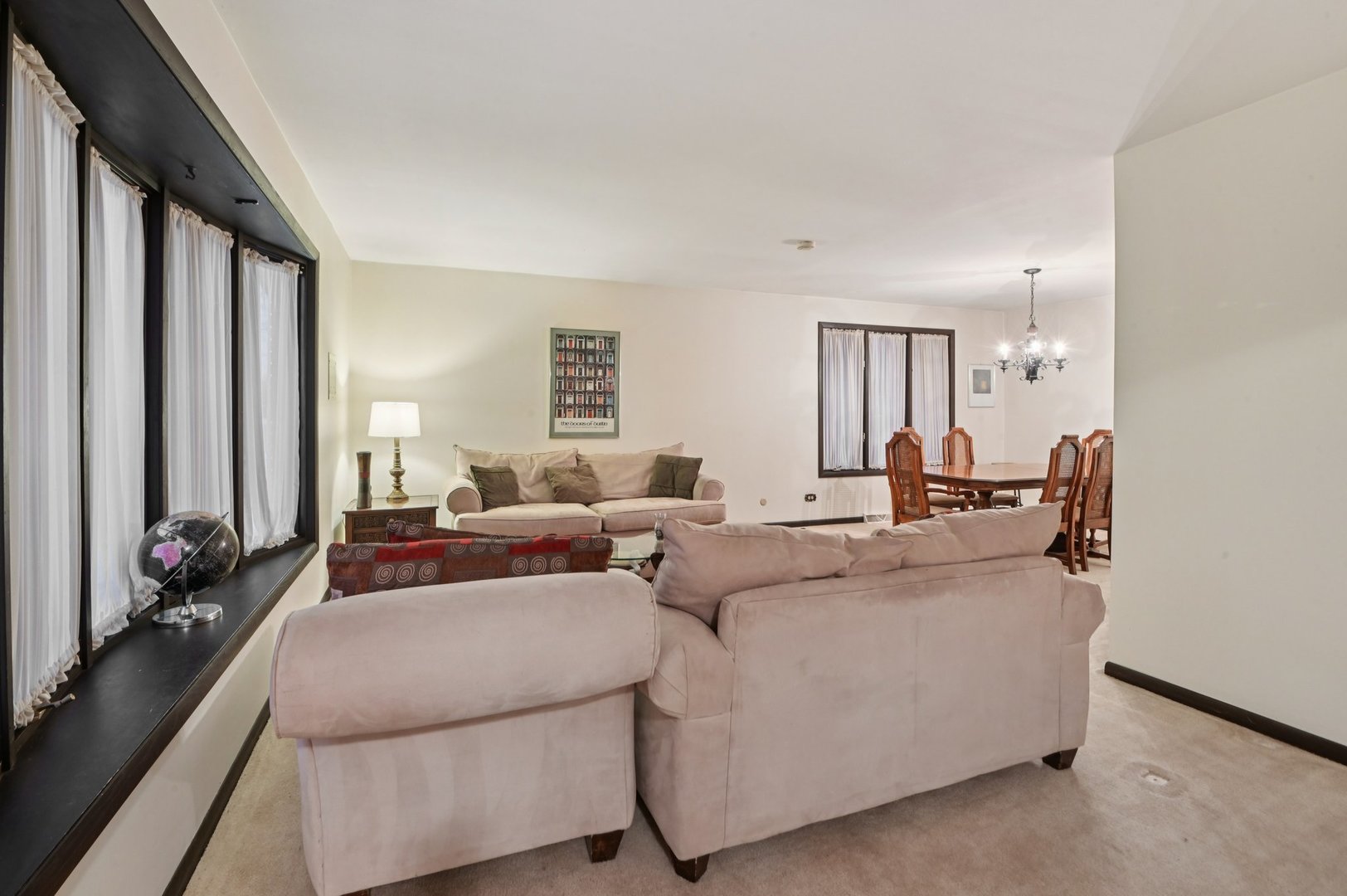 7605 Banks Street Justice, IL 60458 - Photo 4 of 47 a living room with furniture and a large window