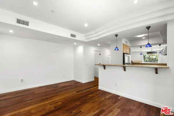 $7,800 | 744 North Alfred Street, Unit 104, West Hollywood, CA 90069