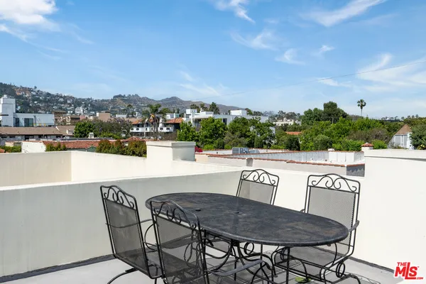 $7,800 | 744 North Alfred Street, Unit 104, West Hollywood, CA 90069