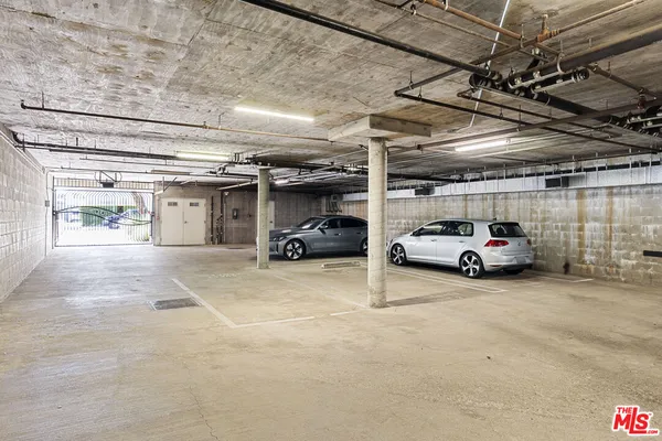 $7,800 | 744 North Alfred Street, Unit 104, West Hollywood, CA 90069