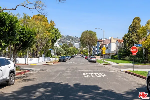 $7,800 | 744 North Alfred Street, Unit 104, West Hollywood, CA 90069