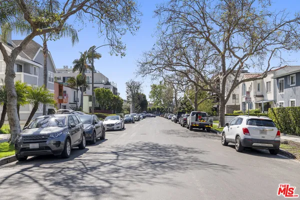 $7,800 | 744 North Alfred Street, Unit 104, West Hollywood, CA 90069