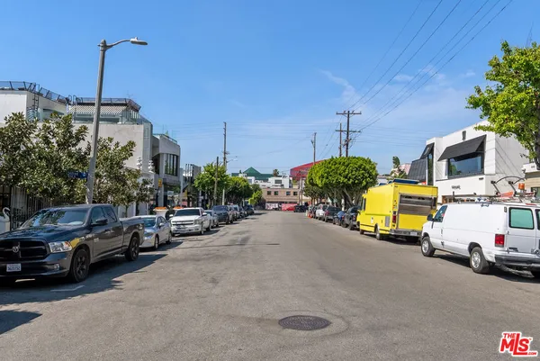 $7,800 | 744 North Alfred Street, Unit 104, West Hollywood, CA 90069