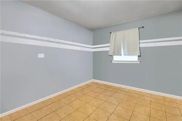 $235,000 | 218 Holy Cross Place, Kenner, LA 70065