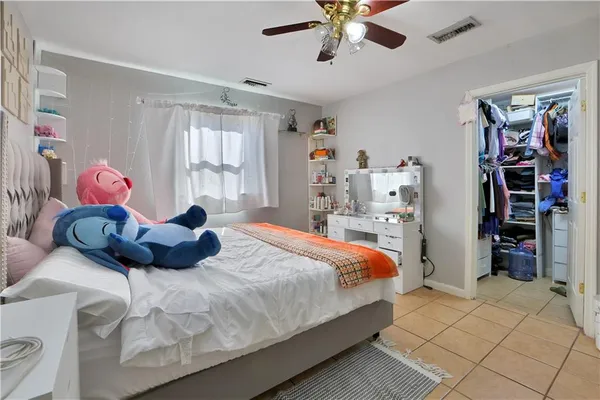 $235,000 | 218 Holy Cross Place, Kenner, LA 70065