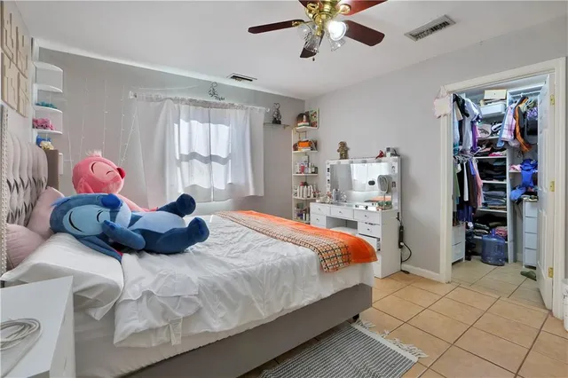 $240,000 | 218 Holy Cross Place, Kenner, LA 70065