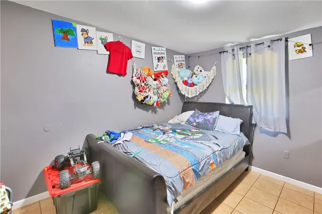 $240,000 | 218 Holy Cross Place, Kenner, LA 70065