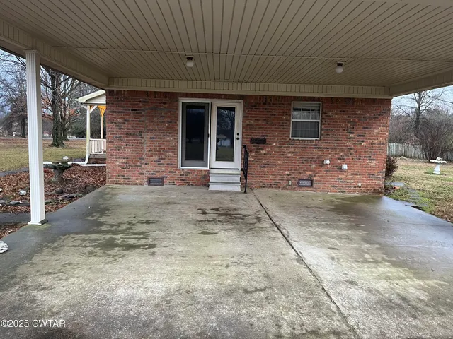 $299,900 | 132 Esquire Estes Road, Humboldt, TN 38343