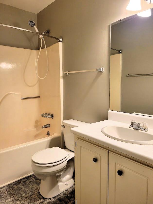 1225 Mathis Road, Unit 5 Greenwood, SC 29649 - Photo 24 of 38 Gallery Image 24