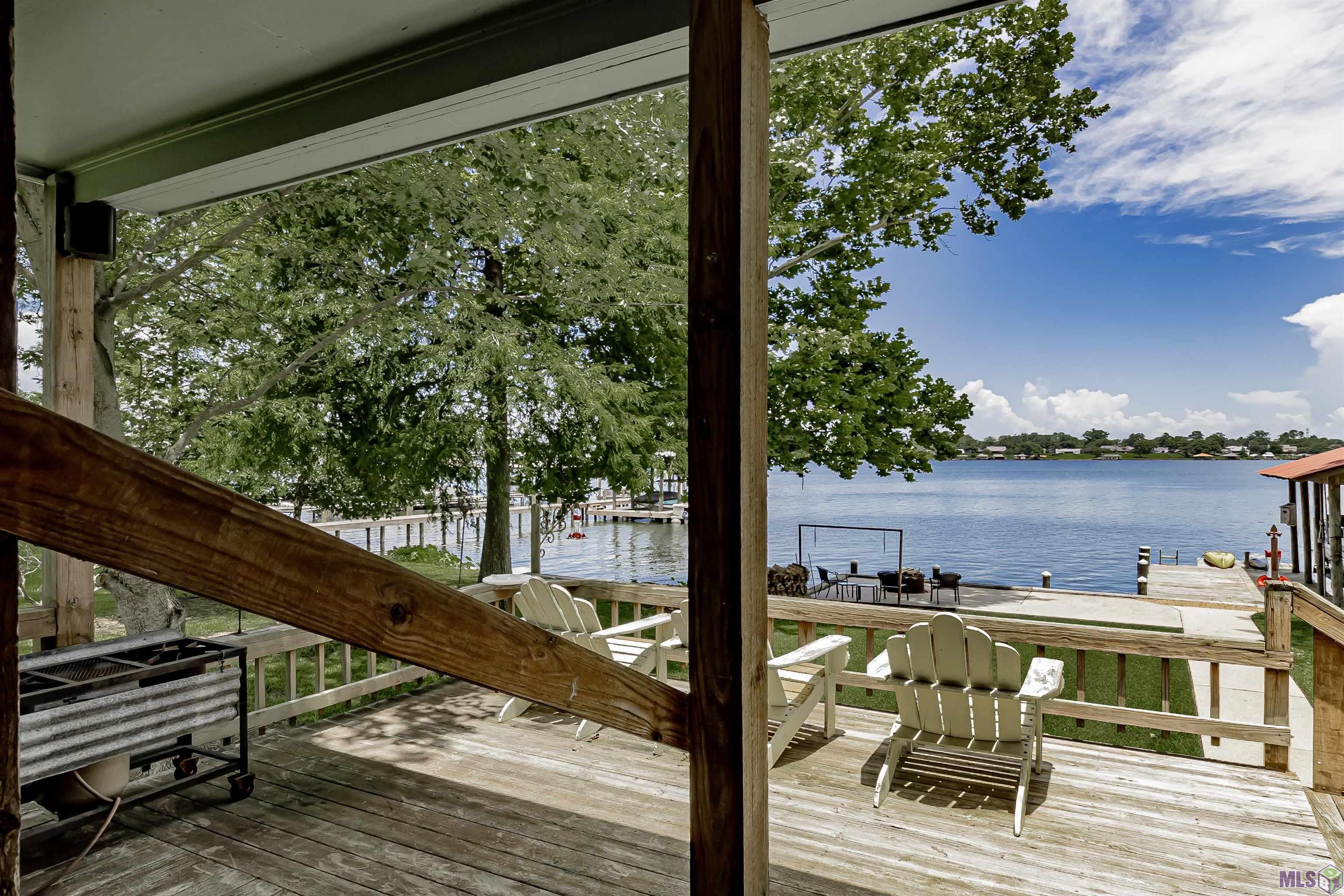 10105 Island Road Ventress, LA 70783 - Photo 3 of 28