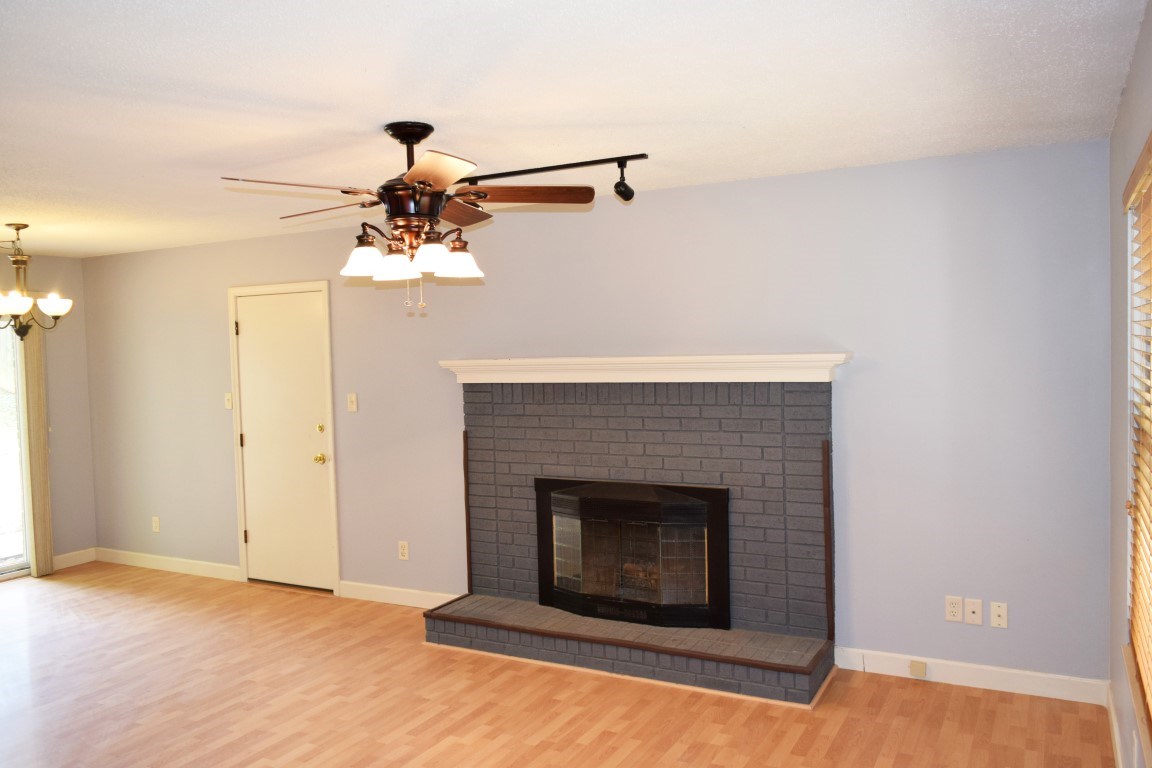 6866 Ferstel Road Newburgh, IN 47630 - Photo 2 of 23