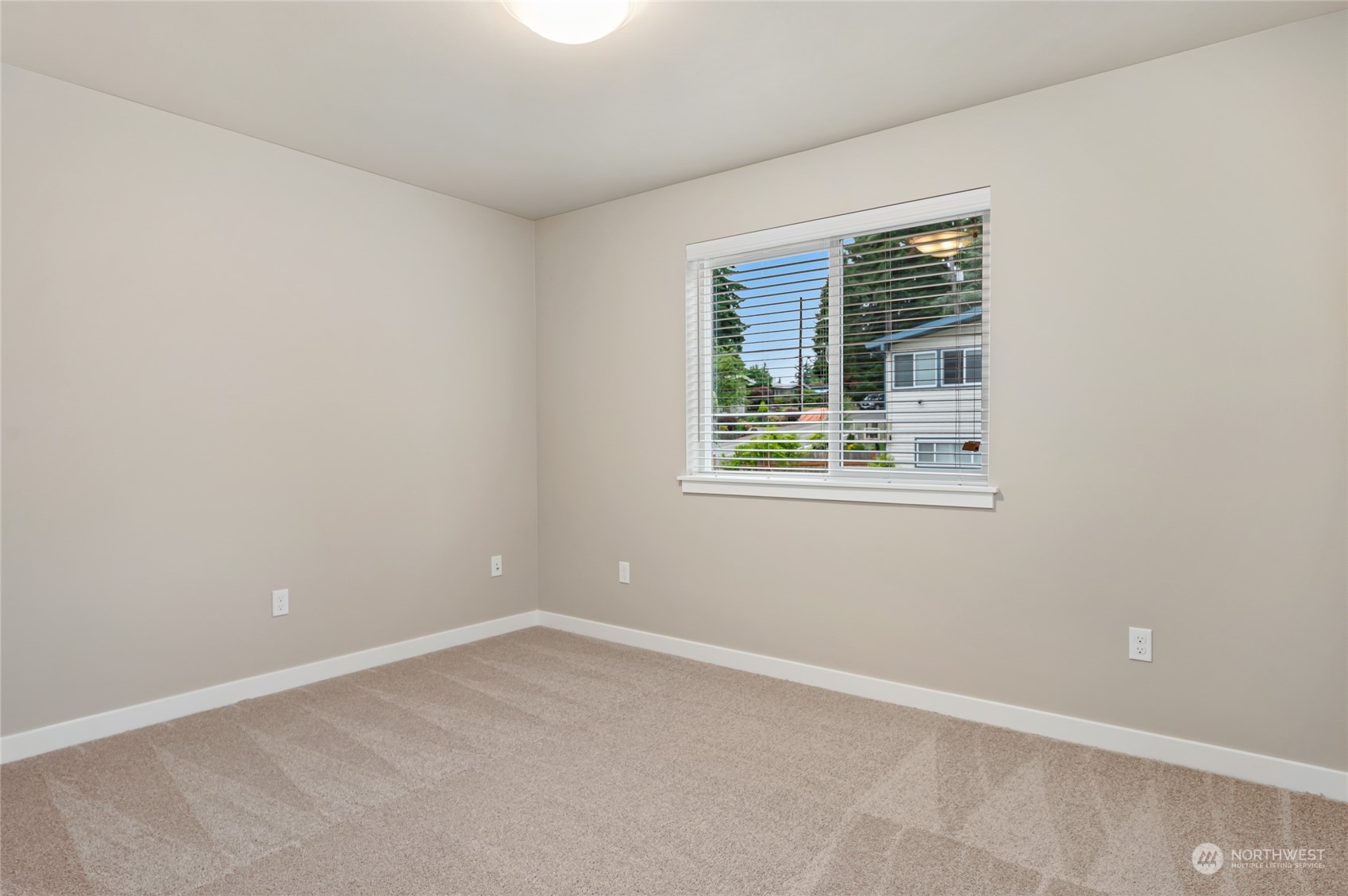 8121 229th Place Southwest, Unit 25 Edmonds, WA 98026 - Photo 32 of 36 Gallery Image 32