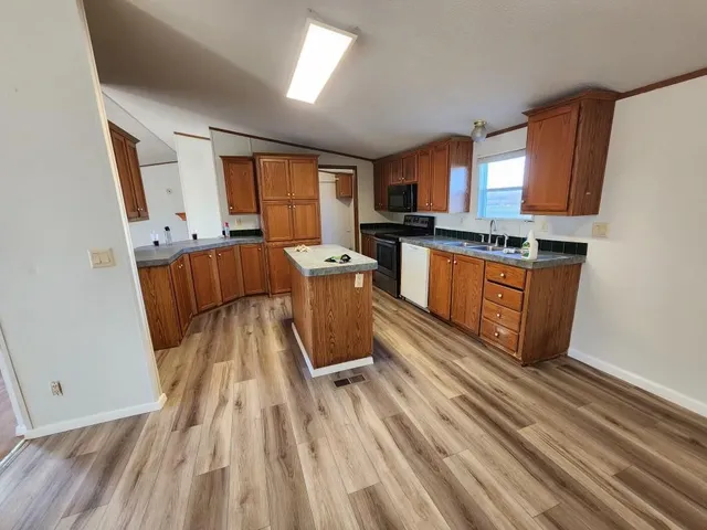 $1,400 | 4696 County Road 2714, Caddo Mills, TX 75135