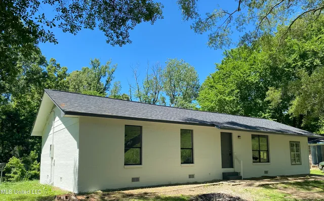 $129,900 | 4534 Halls Ferry Road, Vicksburg, MS 39180