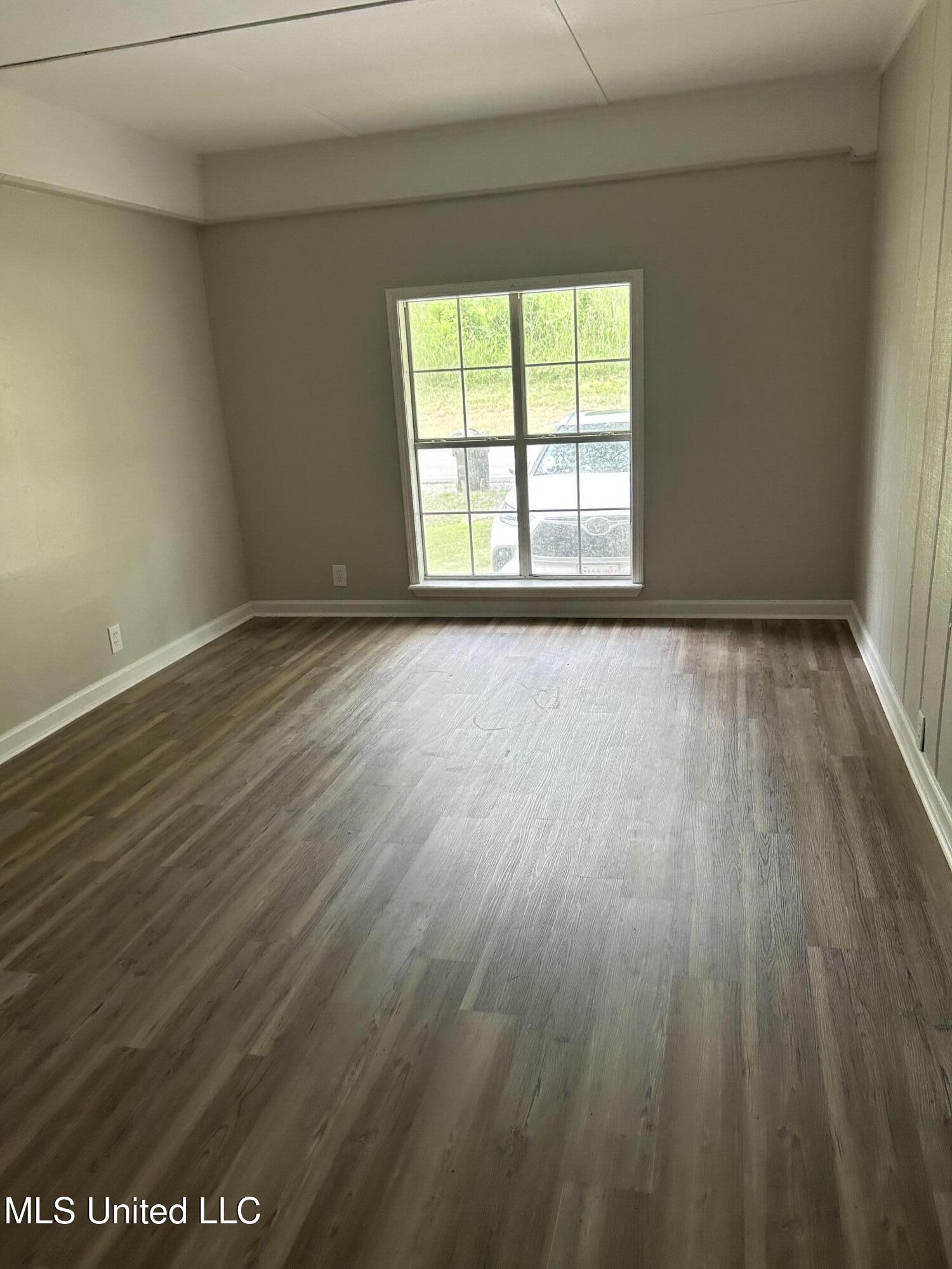 4534 Halls Ferry Road Vicksburg, MS 39180 - Photo 12 of 25 4534 HF Den or 4th bedroom