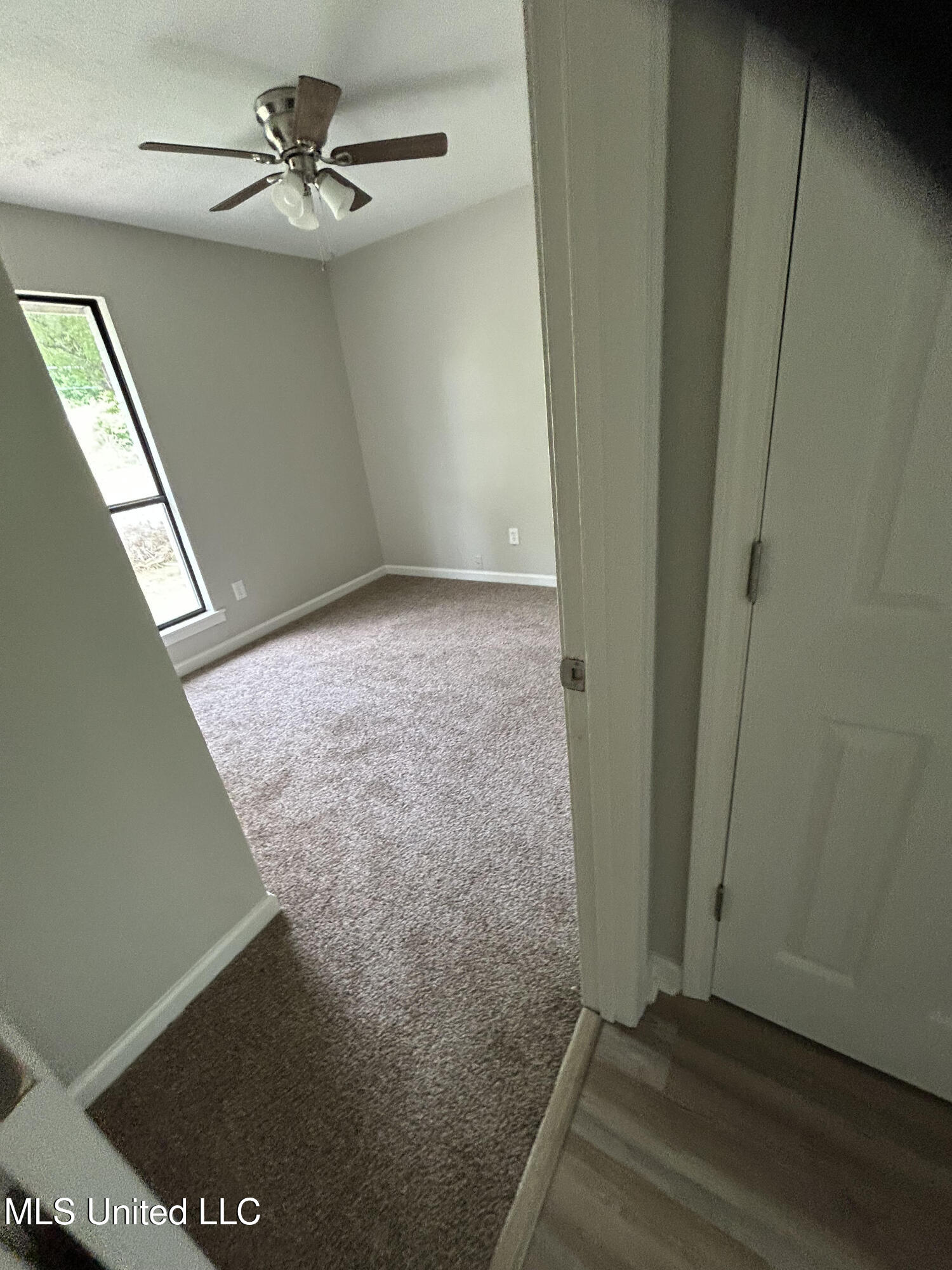4534 Halls Ferry Road Vicksburg, MS 39180 - Photo 20 of 26 4534 ceiling fans throughout