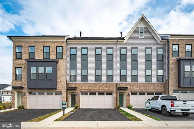 $845,101 | 23630 Winterday Drive, Ashburn, VA 20148