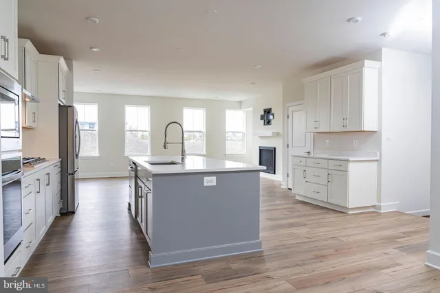 $845,101 | 23630 Winterday Drive, Ashburn, VA 20148