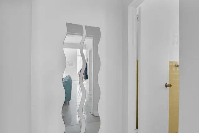 $2,600,000 | 8430 Byron Avenue, Miami Beach, FL 33141