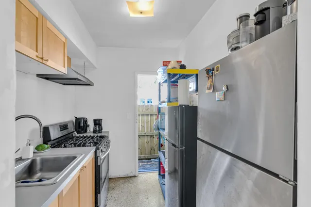 $2,600,000 | 8430 Byron Avenue, Miami Beach, FL 33141