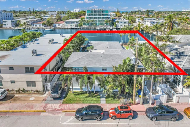 $2,600,000 | 8430 Byron Avenue, Miami Beach, FL 33141