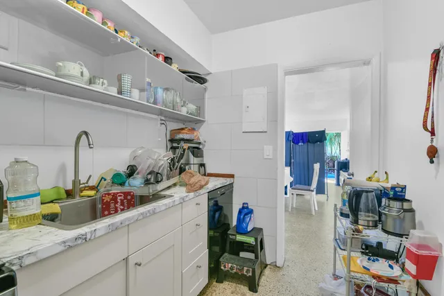 $2,600,000 | 8430 Byron Avenue, Miami Beach, FL 33141