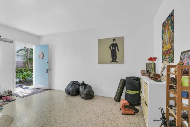 $2,600,000 | 8430 Byron Avenue, Miami Beach, FL 33141