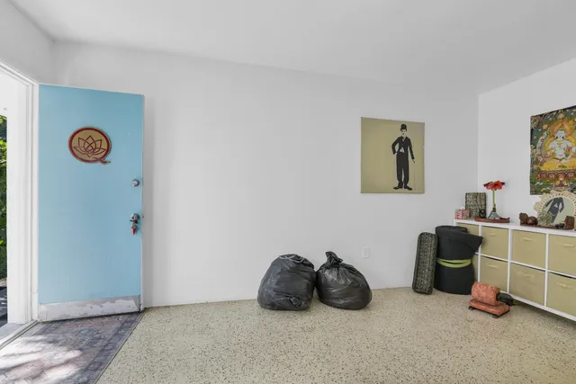 $2,600,000 | 8430 Byron Avenue, Miami Beach, FL 33141