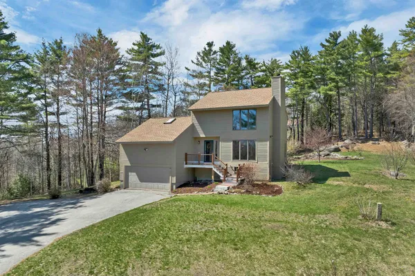 $659,900 | 68 Stagecoach Road, Sunapee, NH 03782