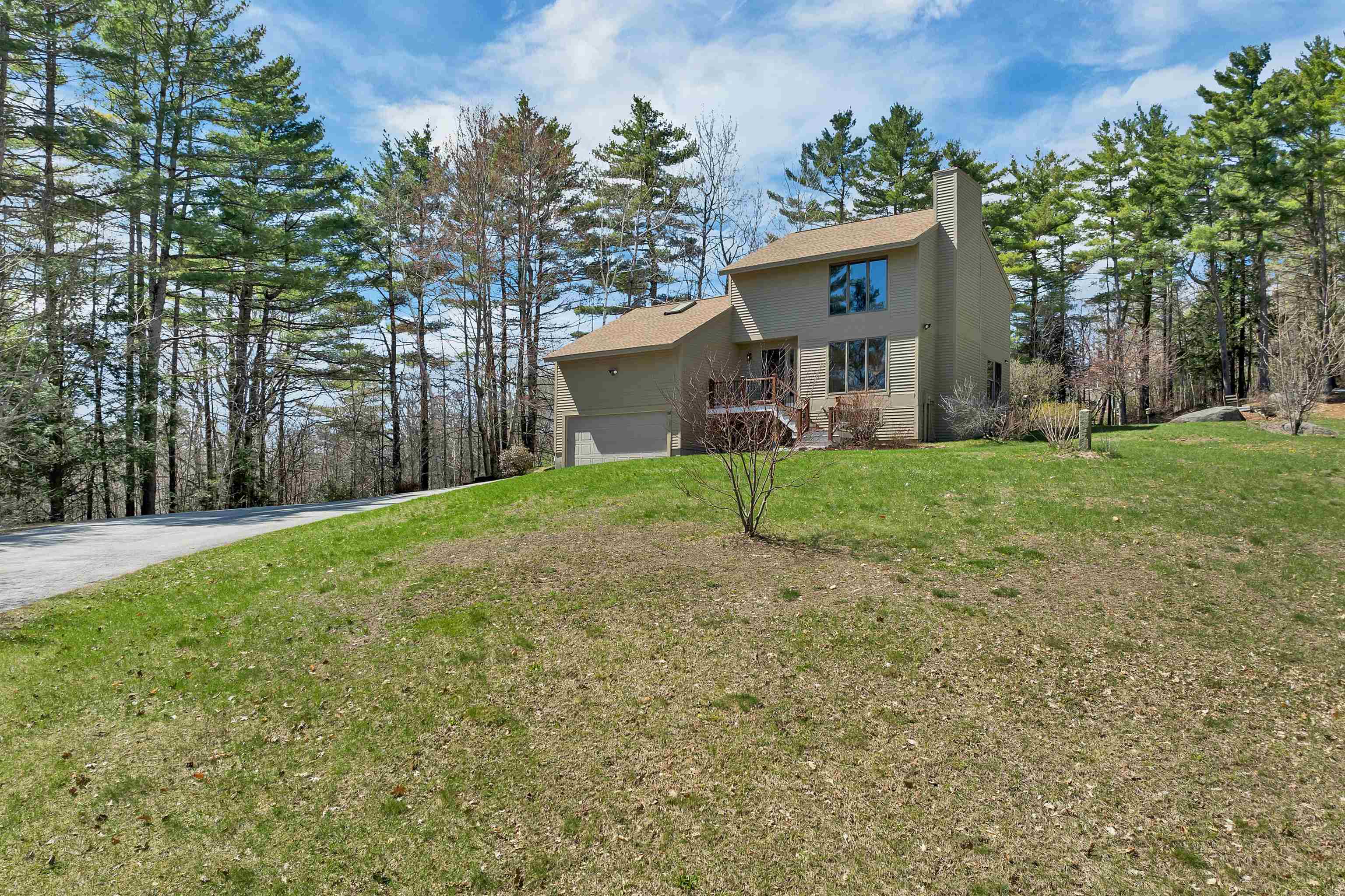 68 Stagecoach Road Sunapee, NH 03782 - Photo 2 of 58