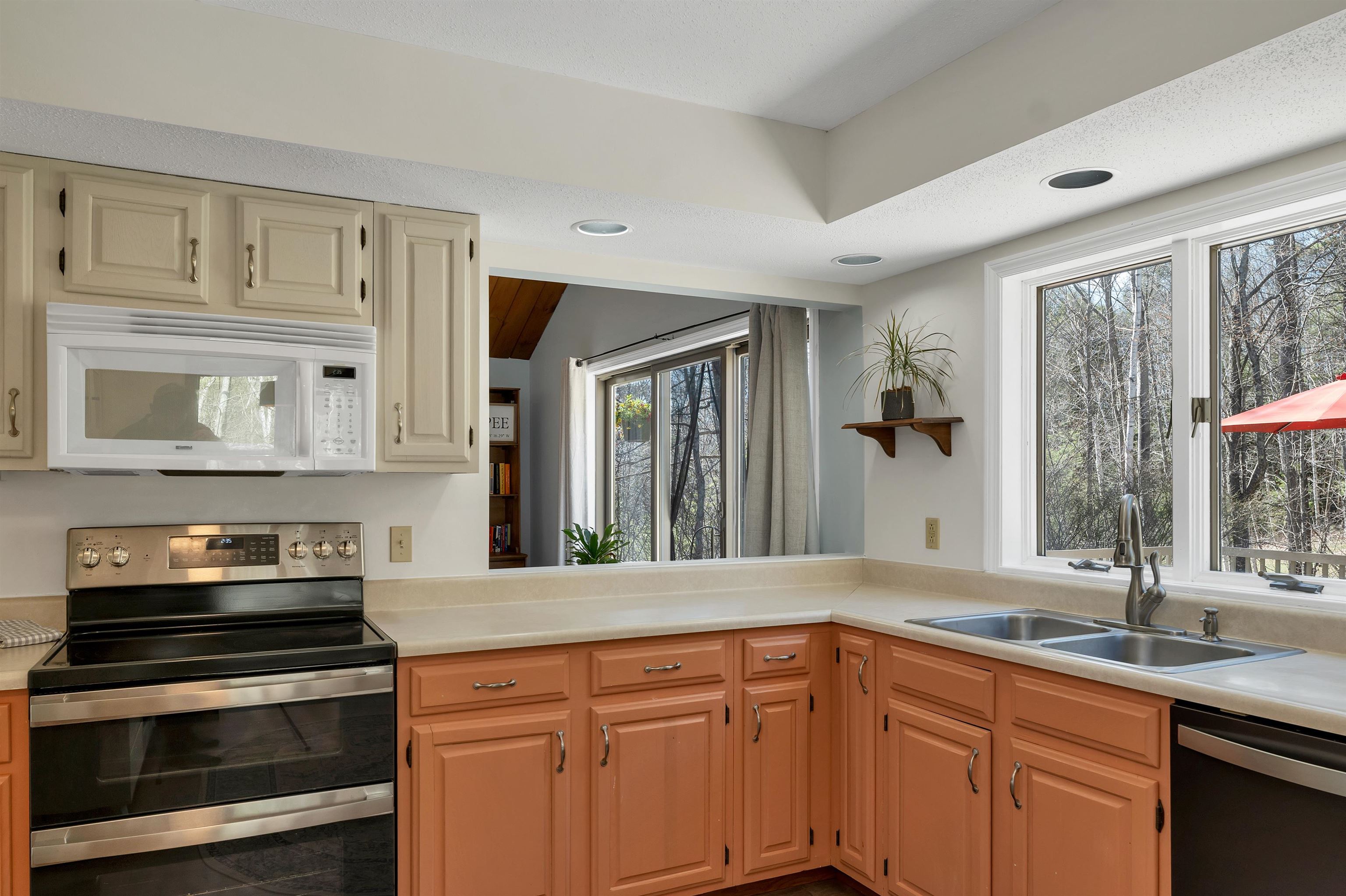 68 Stagecoach Road Sunapee, NH 03782 - Photo 26 of 58