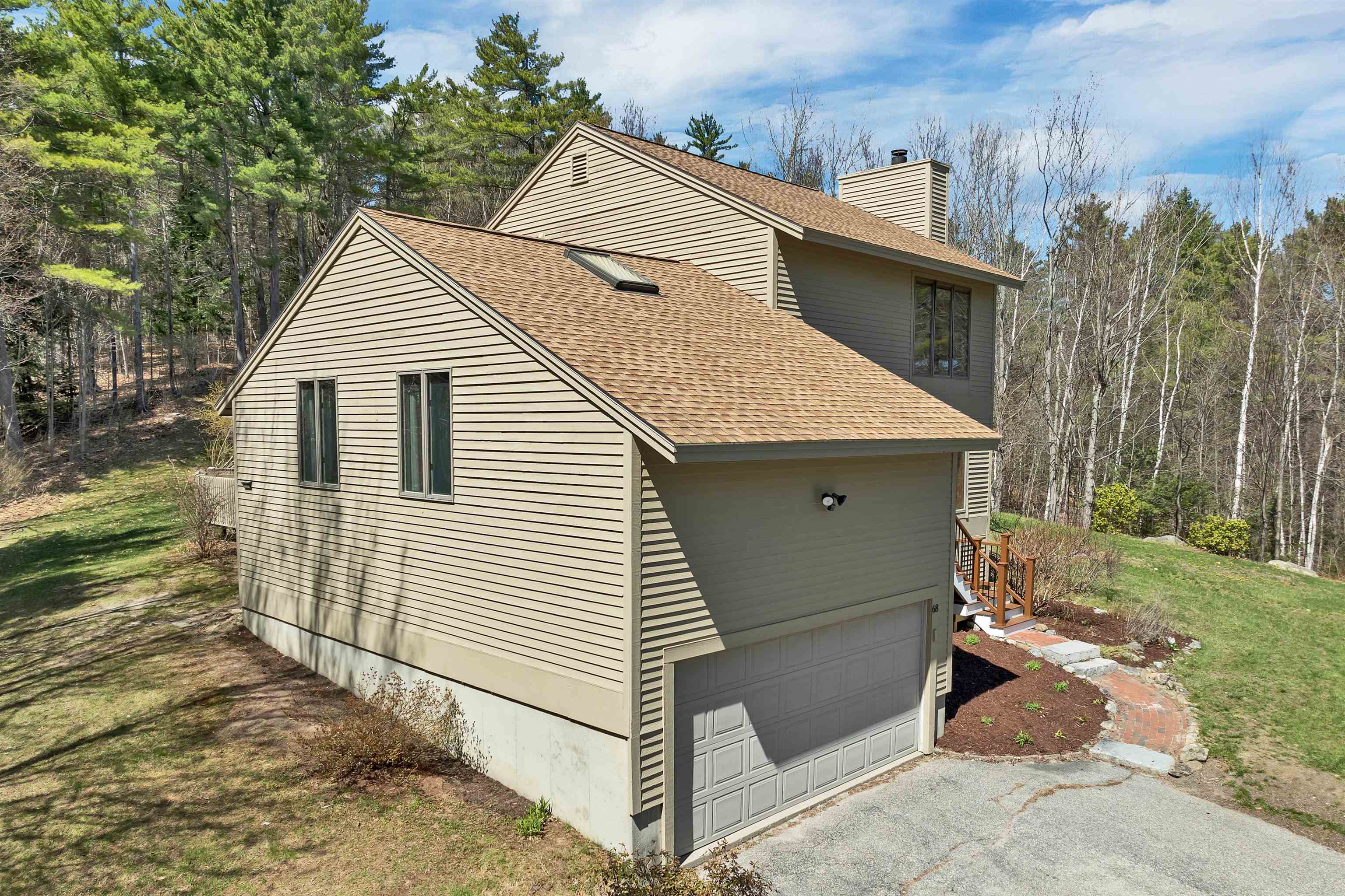 68 Stagecoach Road Sunapee, NH 03782 - Photo 5 of 58