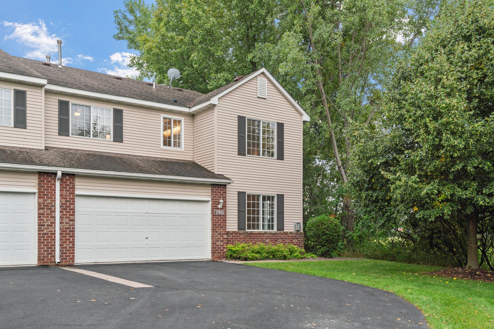 17913 96th Avenue North Maple Grove, MN 55311 - Photo 2 of 44