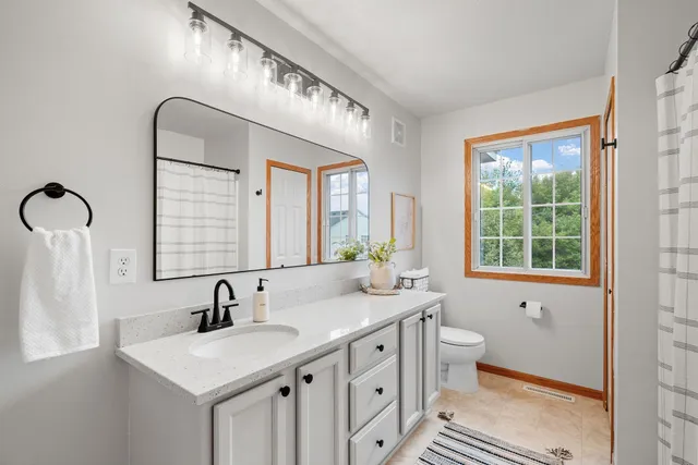 $314,900 | 17913 96th Avenue North, Maple Grove, MN 55311