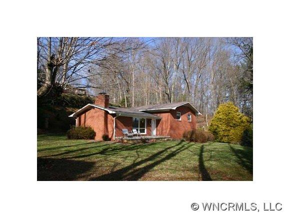 519 Golf Course Road Waynesville, NC 28786 - Photo 1 of 24 Gallery Image 1