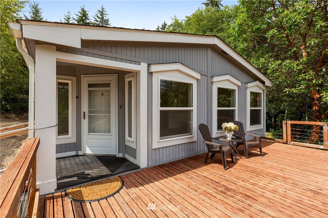 6223 East Grapeview Loop Road Allyn, WA 98524 - Photo 1 of 40 Gallery Image 1